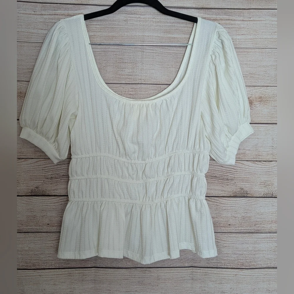 Maeve Anthropologie Size Small White Smocked Peplum Top Puff Sleeve Scoop Neck